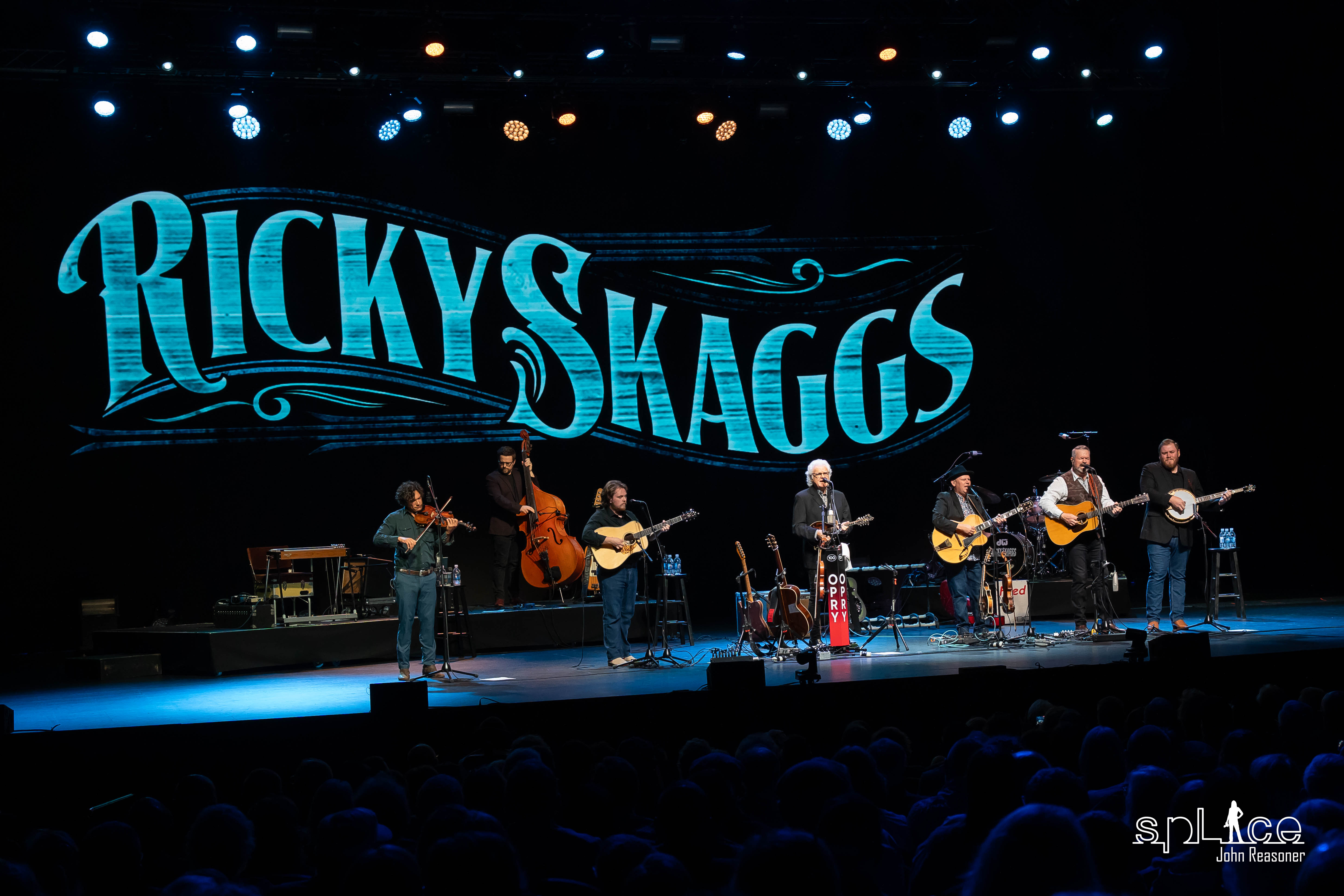 Ricky Skaggs & Kentucky Thunder @ Blue Gate Performing Arts Center | © John Reasoner