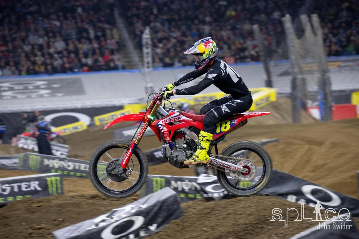 Supercross 2024 Round 5 © John Swider