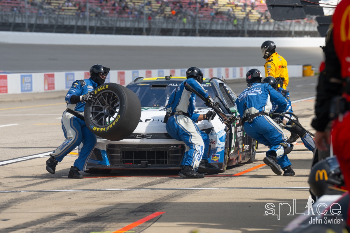 Firekeepers 400 at MIS © John Swider