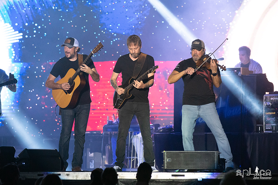 Tracy Lawrence @ Country Legends Festival | © John Reasoner
