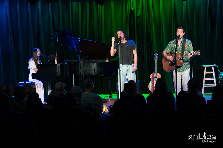 Girl Named Tom @ The Ark | © John Reasoner