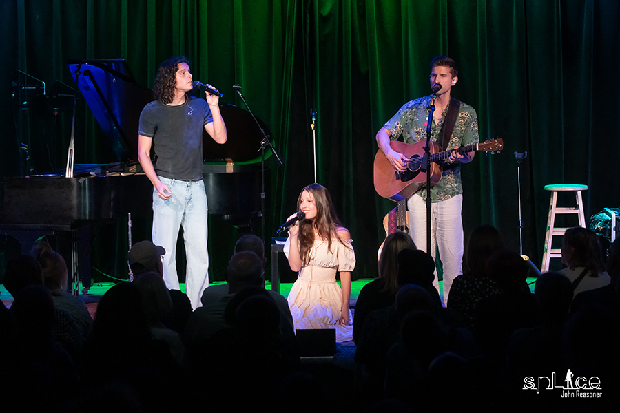 Girl Named Tom @ The Ark | © John Reasoner