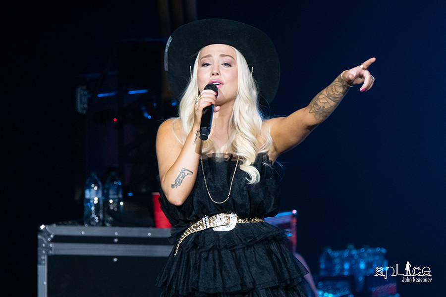 RaeLynn at Niswonger Performing Arts Center