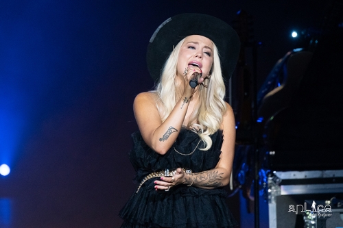 RaeLynn at Niswonger Performing Arts Center